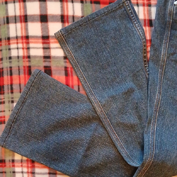 Vigoss Boot Cut Jeans - Picture 5 of 6